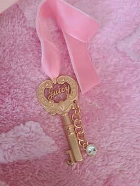 Juicy Couture Bag Charm 💗
